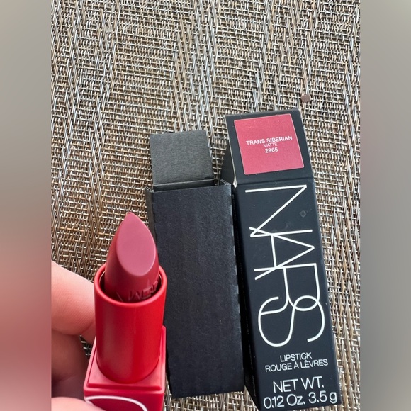 New! NARS Lipstick Trans Siberian lipstick - Picture 4 of 4